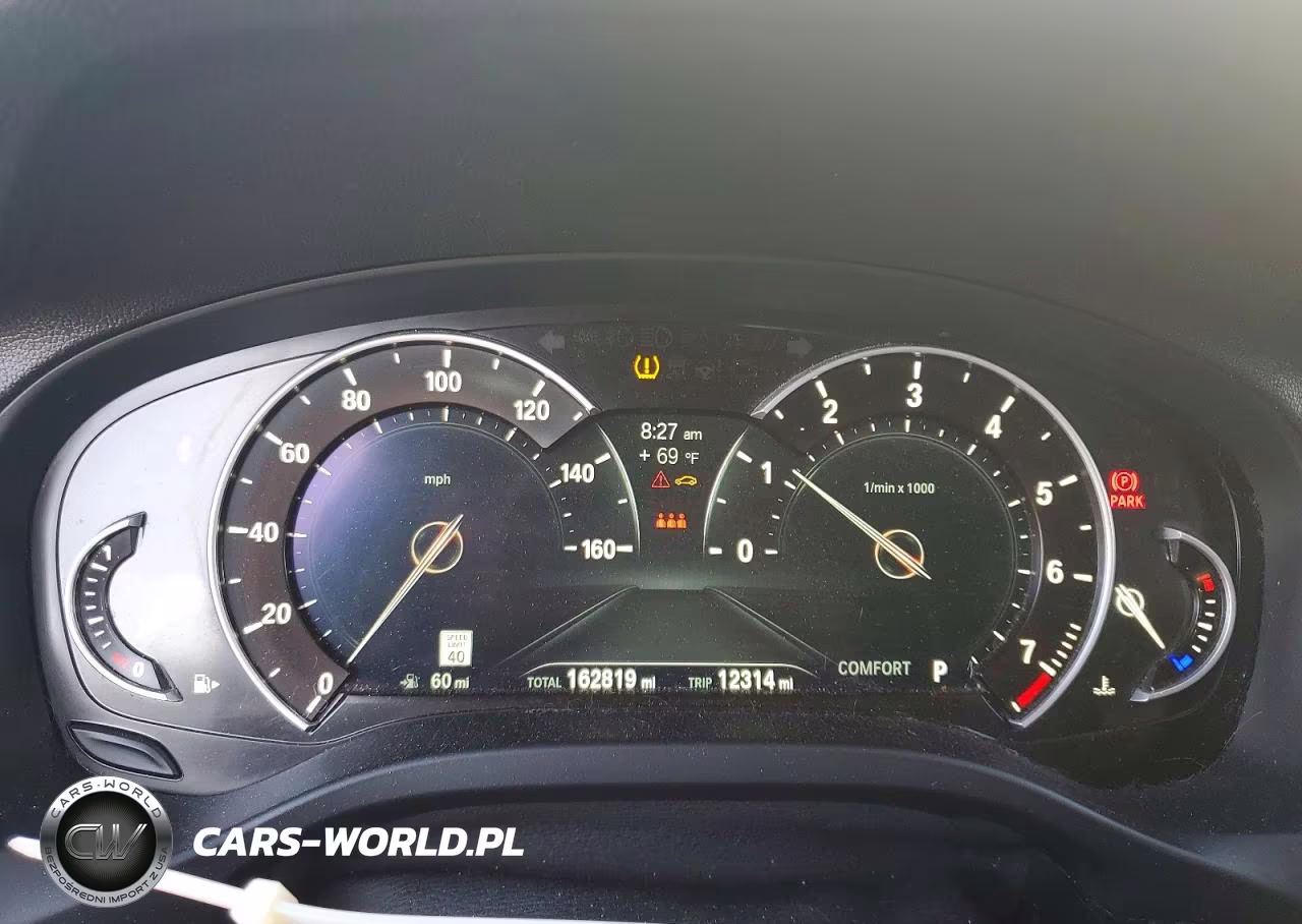 2019 BMW X4 xDrive30I VIN:5UXUJ3C57KLG55072 - 9