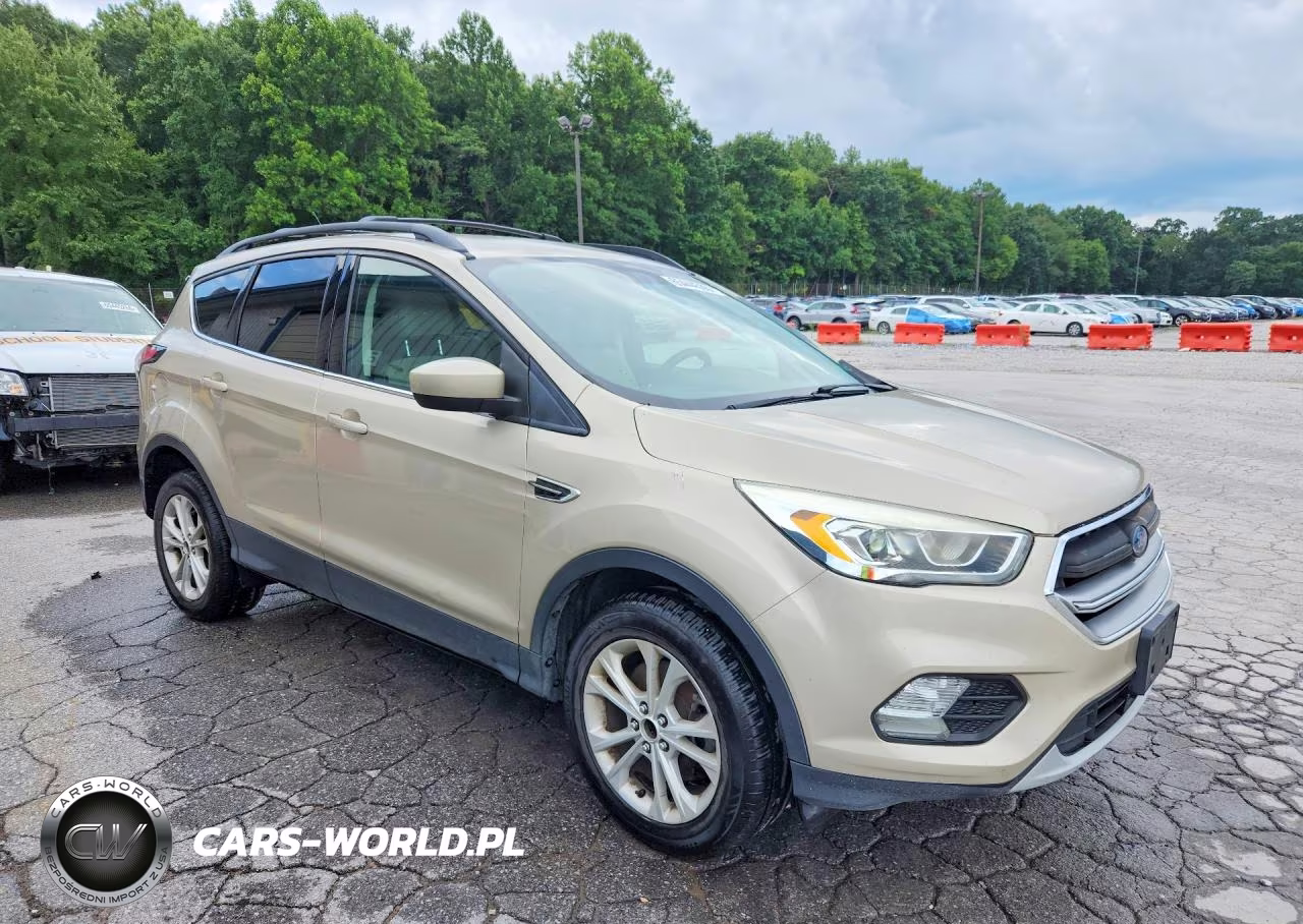 2017 Ford Escape Se VIN:1FMCU9GD1HUA90967 - 4