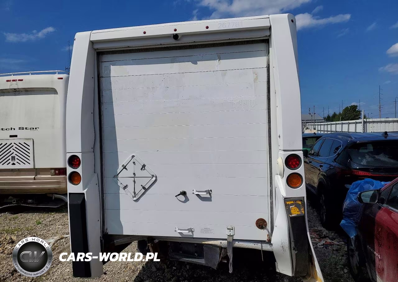 2018 Isuzu Reach Delivery Van VIN:JALB4T17XJ7W02311 - 6