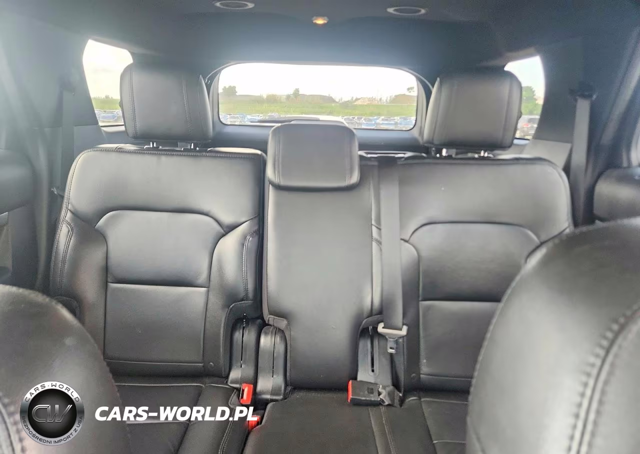 2018 Ford Explorer Xlt VIN:1FM5K7D88JGB26913 - 10
