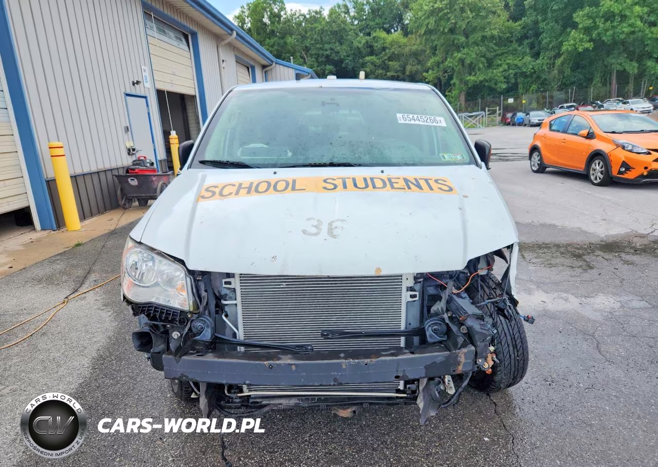 2018 Dodge Grand Caravan Se VIN:2C7WDGBG2JR141003 - 5