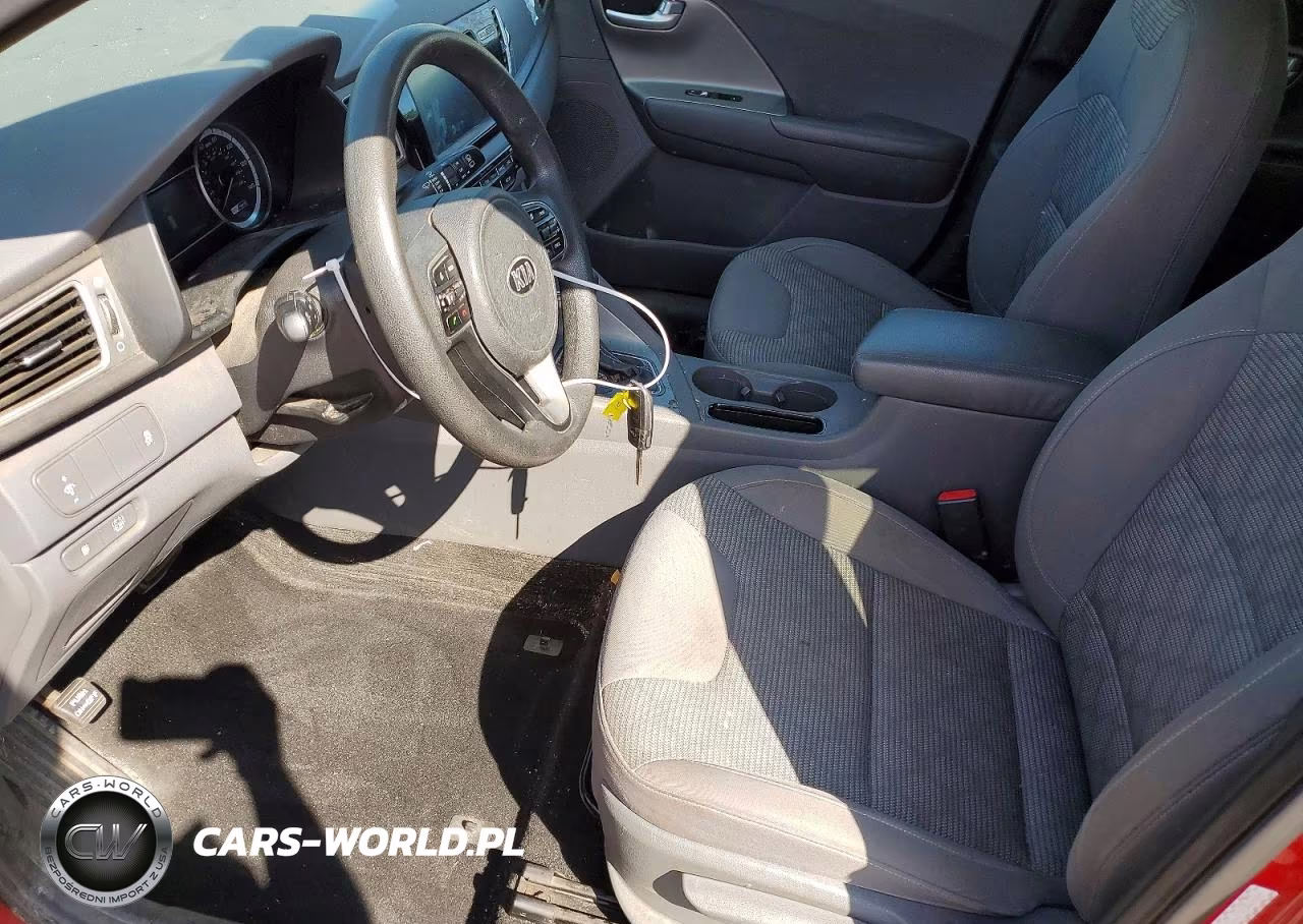 2017 Kia Niro Fe VIN:KNDCB3LC4H5064684 - 7
