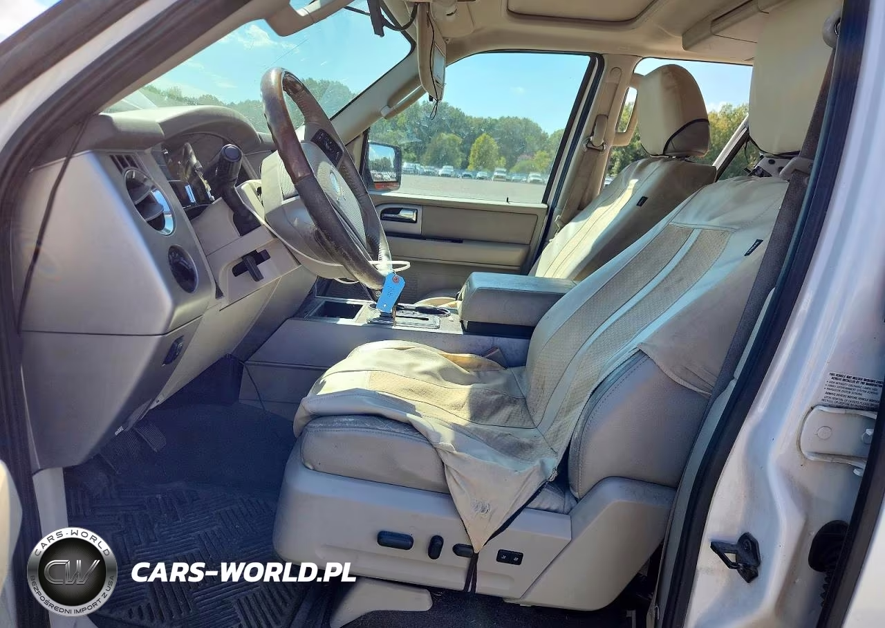 2010 Ford Expedition Limited VIN:1FMJU2A55AEB61054 - 7