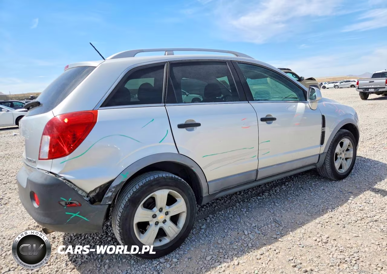 2014 Chevrolet Captiva Ls VIN:3GNAL2EK2ES645869 - 3