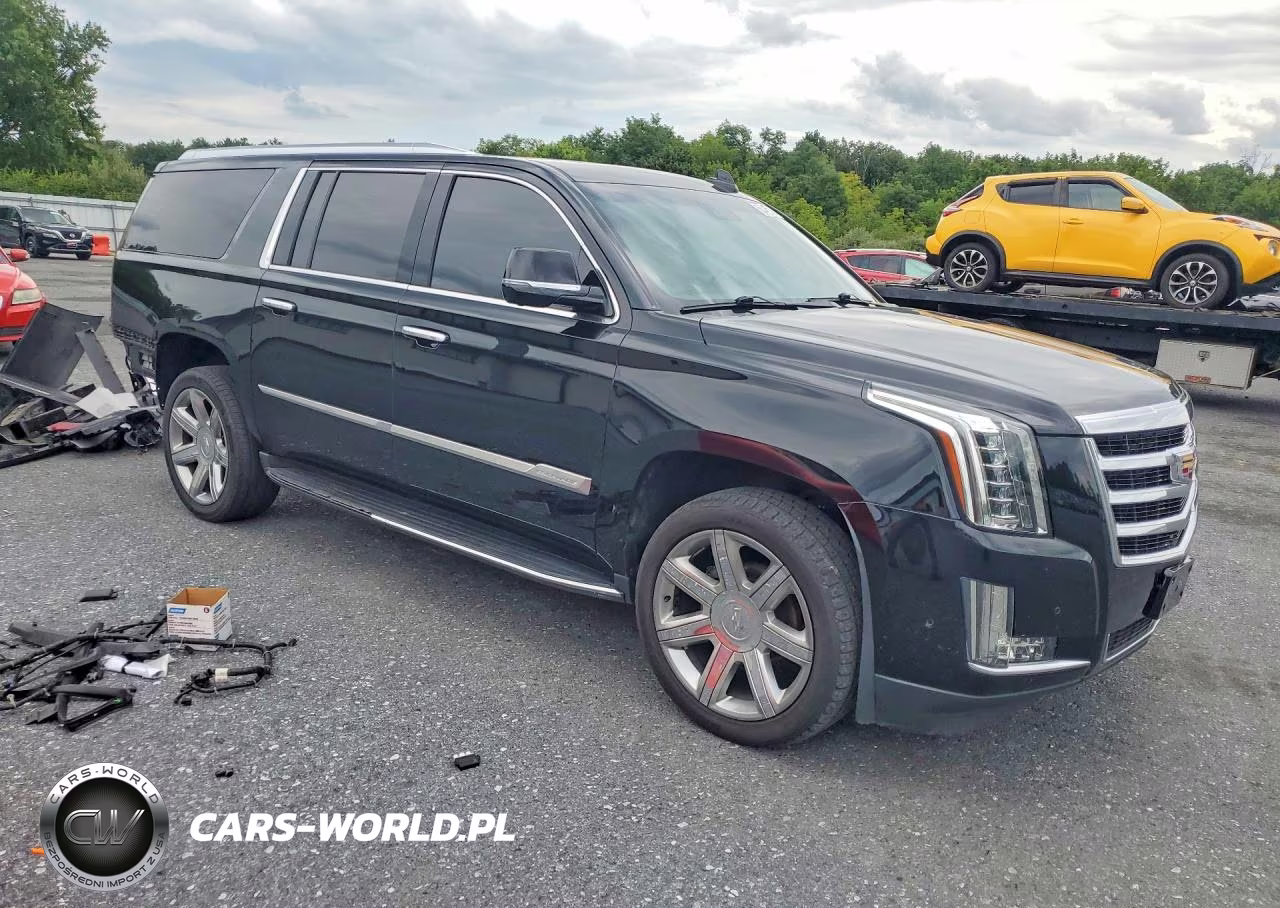 2018 Cadillac Escalade VIN:1GYS4HKJ8JR351361 - 4