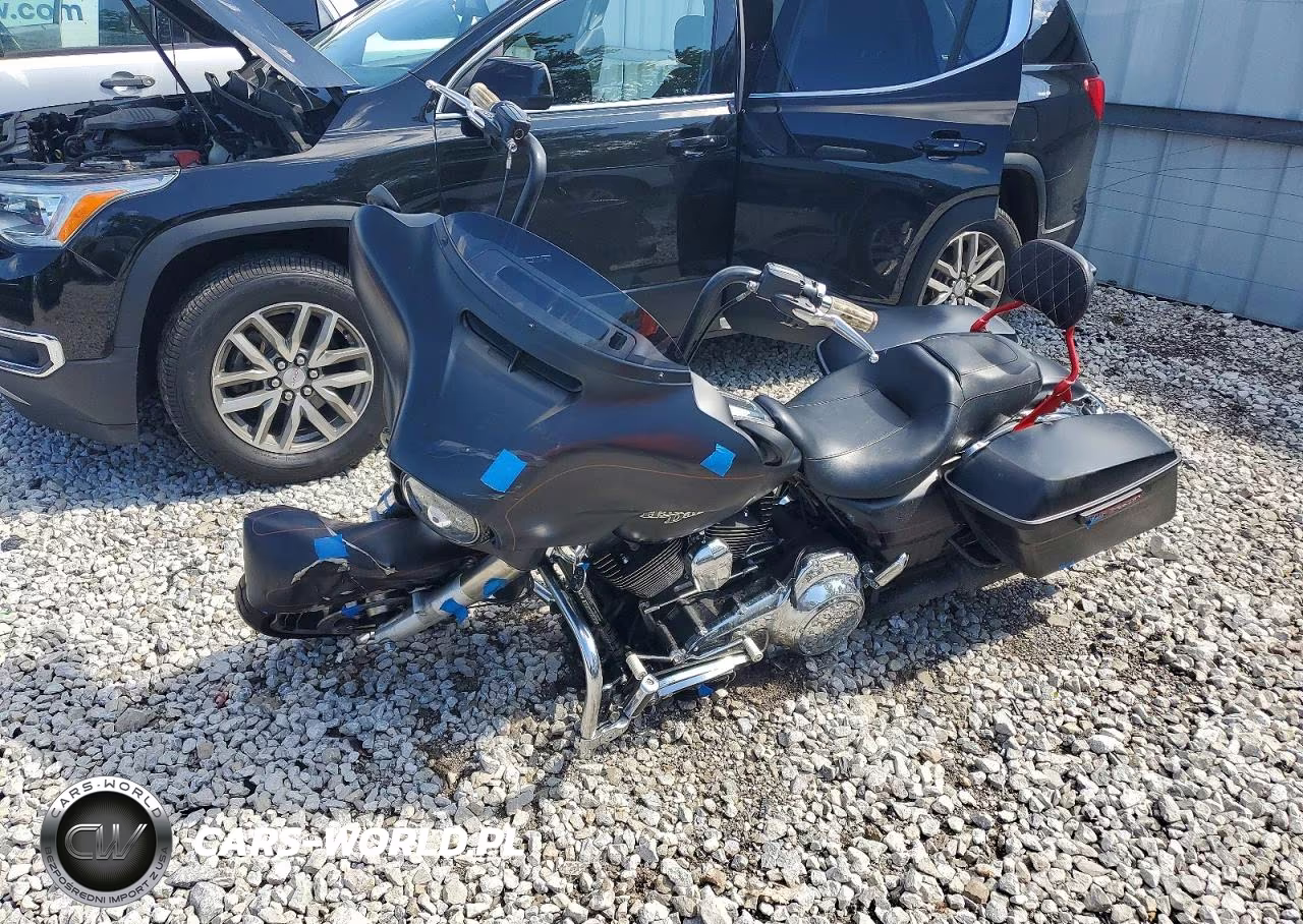 2016 Harley-Davidson Flhxs Street Glide Special VIN:1HD1KRM13GB690040 - 3