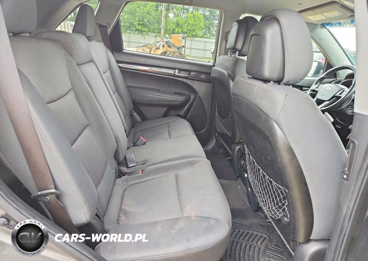 2013 Kia Sorento Lx VIN:5XYKTDA25DG348772 - 11