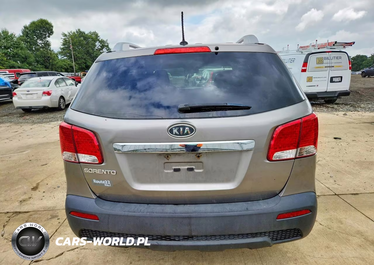 2013 Kia Sorento Lx VIN:5XYKTDA25DG348772 - 6