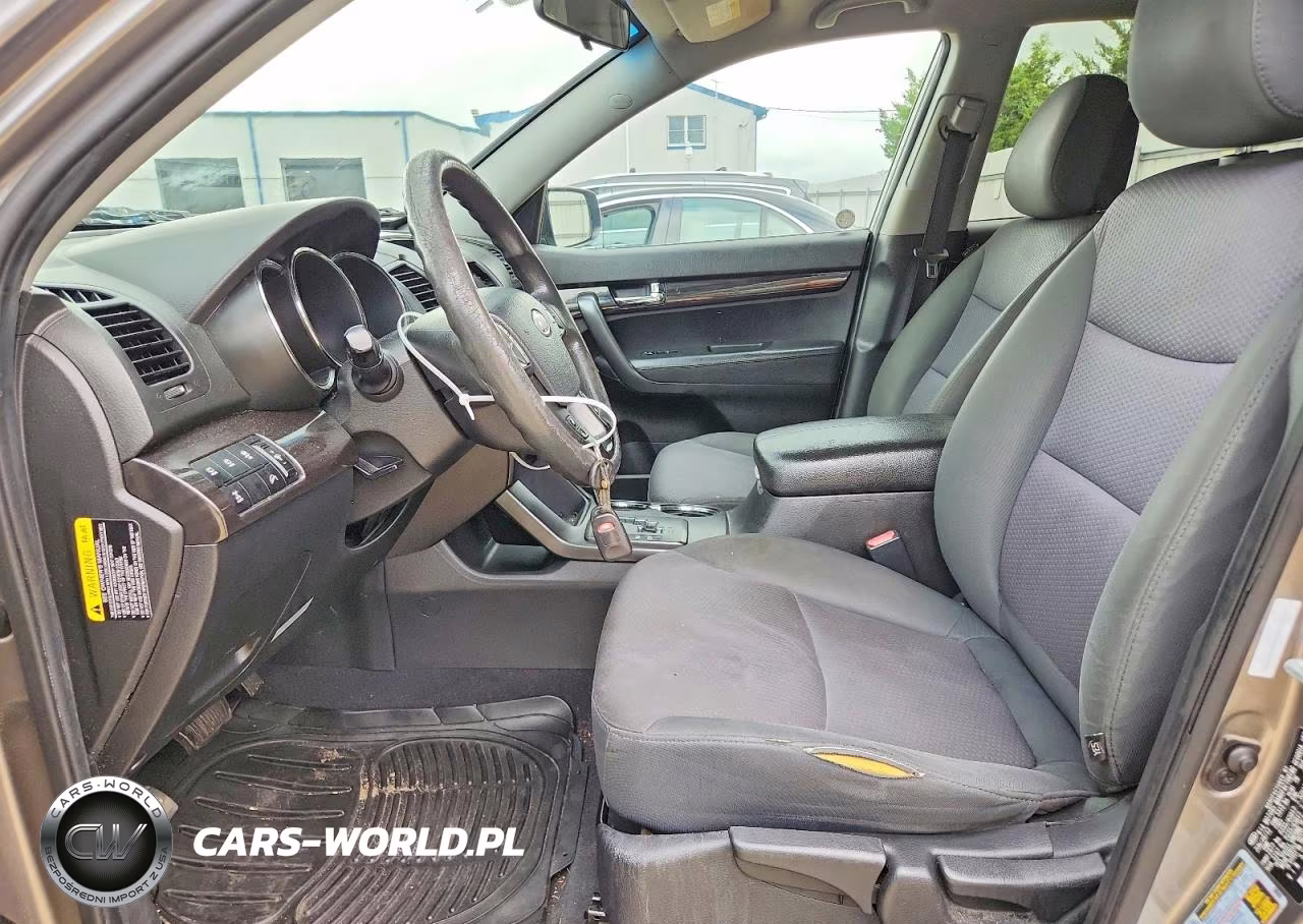 2013 Kia Sorento Lx VIN:5XYKTDA25DG348772 - 7
