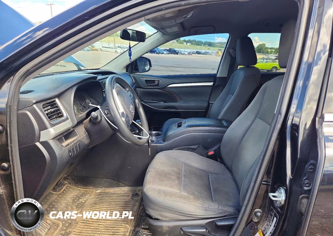 2016 Toyota Highlander Le VIN:5TDBKRFH1GS240220 - 7