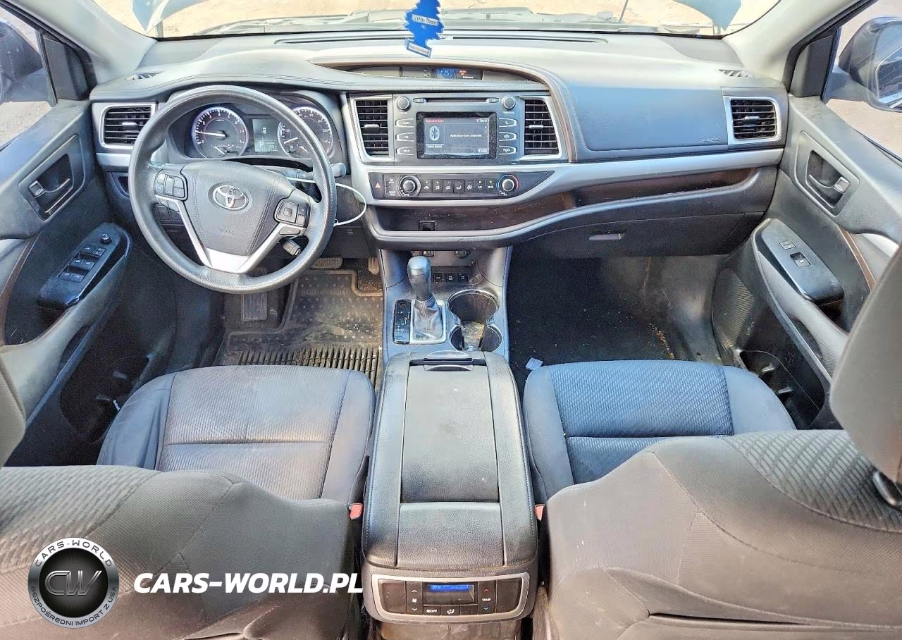 2016 Toyota Highlander Le VIN:5TDBKRFH1GS240220 - 8