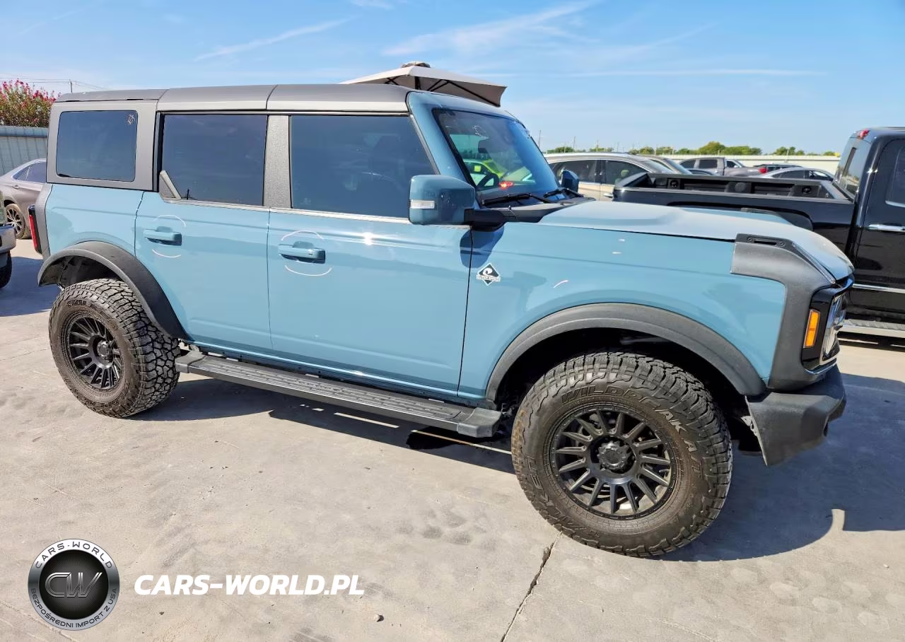 2022 Ford Bronco Base VIN:1FMEE5BPXNLB23000 - 4