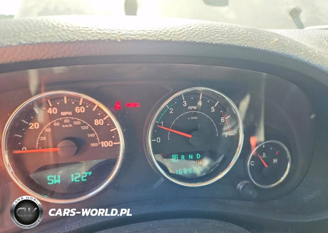 2011 Jeep Wrangler High Altitude VIN:1J4AA2D16BL501194 - 9