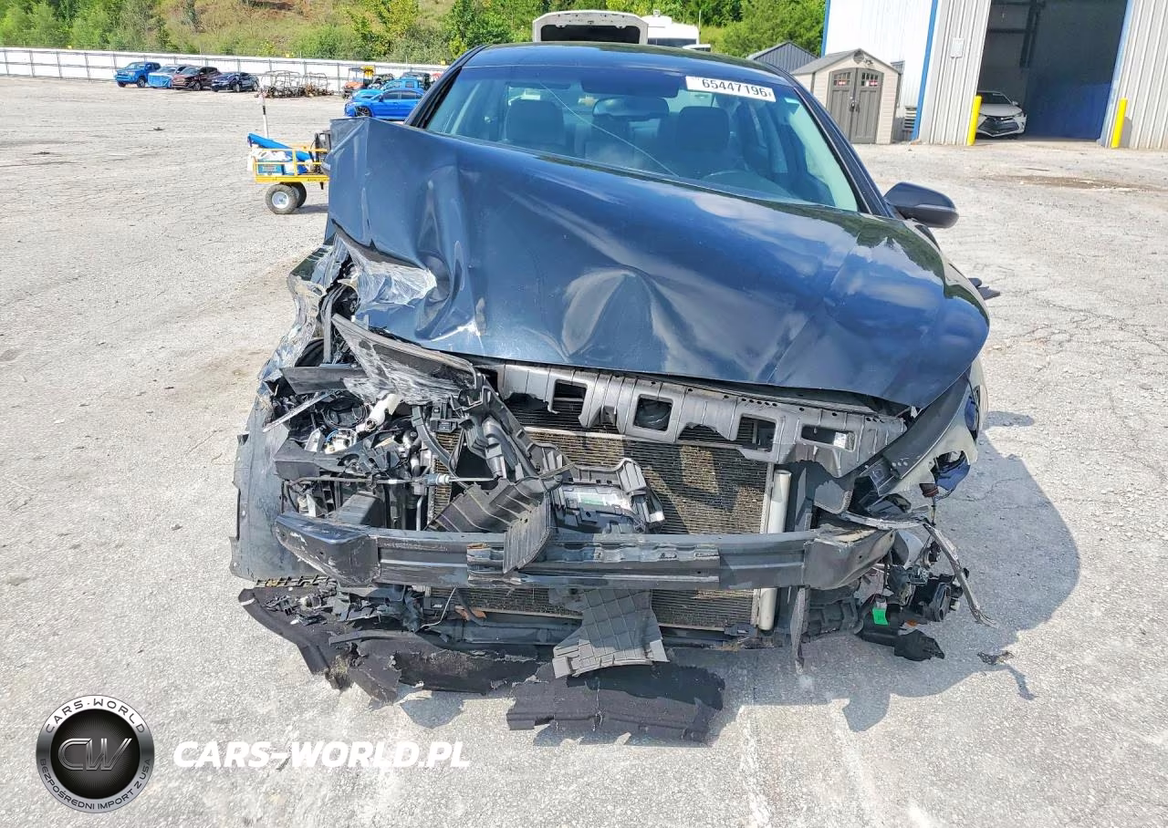 2018 Hyundai Sonata Sel VIN:5NPE34AF4JH679461 - 5