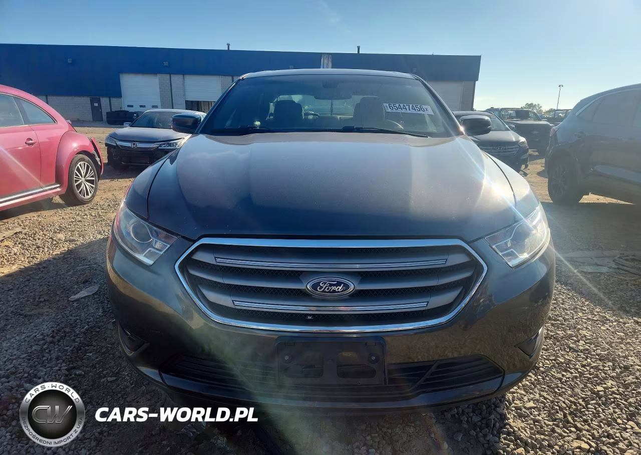 2018 Ford Taurus Sel VIN:1FAHP2E88JG126033 - 5