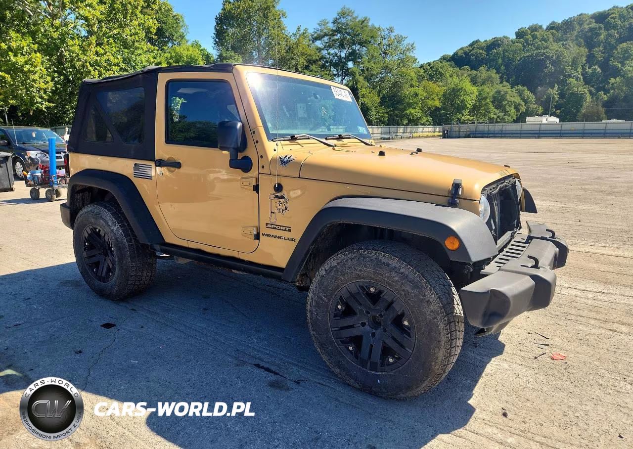2013 Jeep Wrangler Sport VIN:1C4AJWAG4DL614537 - 4