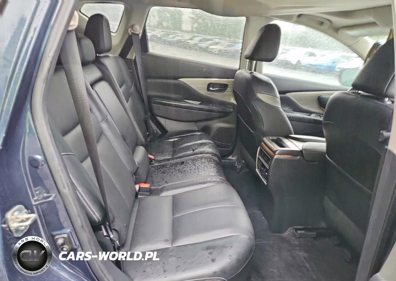 2018 Nissan Murano Platinum VIN:5N1AZ2MH9JN108218 - 11