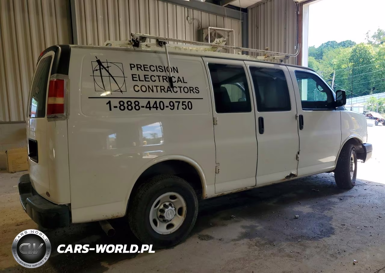 2014 Chevrolet Express G2500 VIN:1GCWGFBA6E1210148 - 3