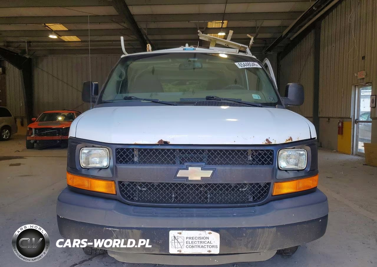 2014 Chevrolet Express G2500 VIN:1GCWGFBA6E1210148 - 5
