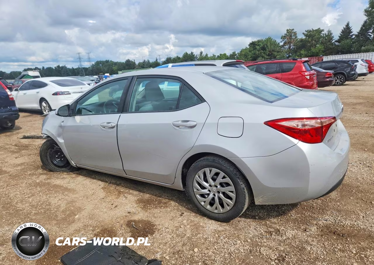 2017 Toyota Corolla Le VIN:5YFBURHEXHP690990 - 2