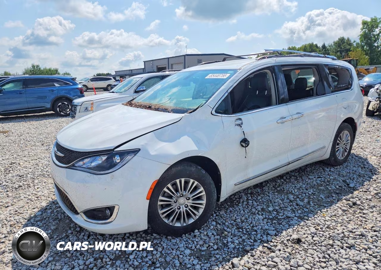 2018 Chrysler Pacifica Touring L