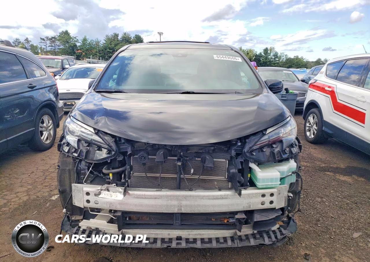 2023 Toyota Sienna Woodland Edition VIN:5TDCSKFCXPS099132 - 5