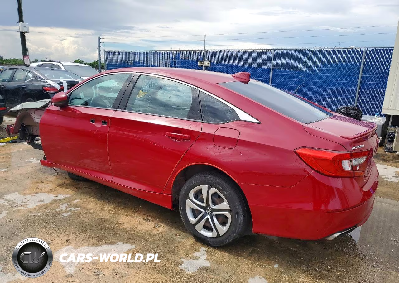 2018 Honda Accord Sport VIN:1HGCV1F3XJA182731 - 2