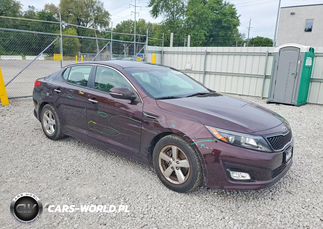 2015 Kia Optima Lx VIN:5XXGM4A76FG486908 - 4