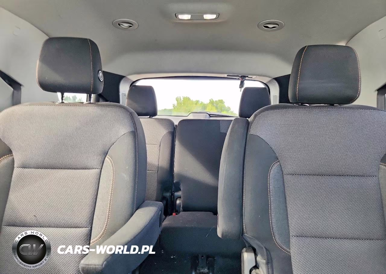 2018 Chevrolet Traverse Lt VIN:1GNERGKW2JJ126384 - 10