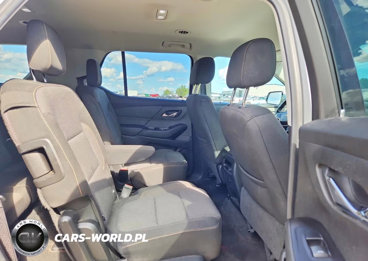 2018 Chevrolet Traverse Lt VIN:1GNERGKW2JJ126384 - 11