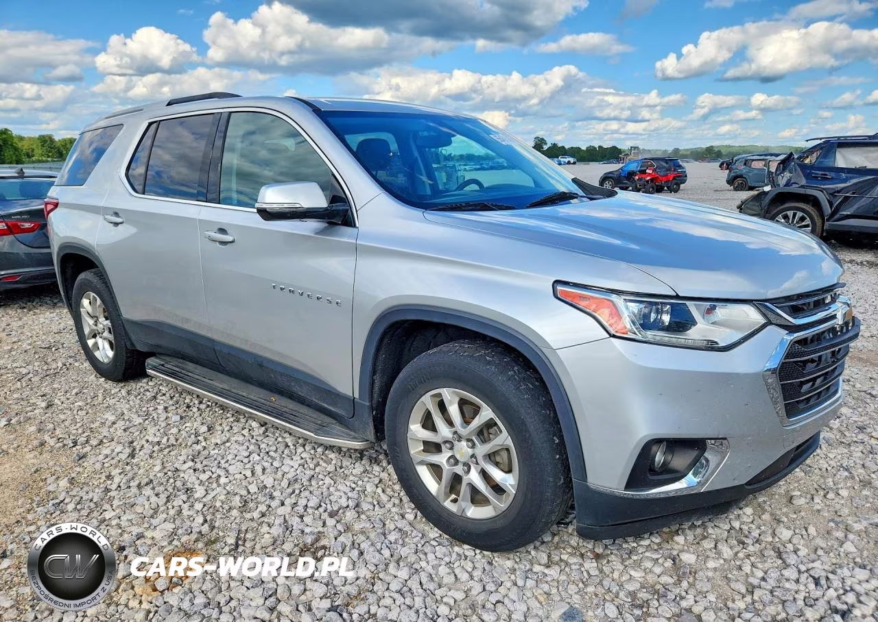 2018 Chevrolet Traverse Lt VIN:1GNERGKW2JJ126384 - 4