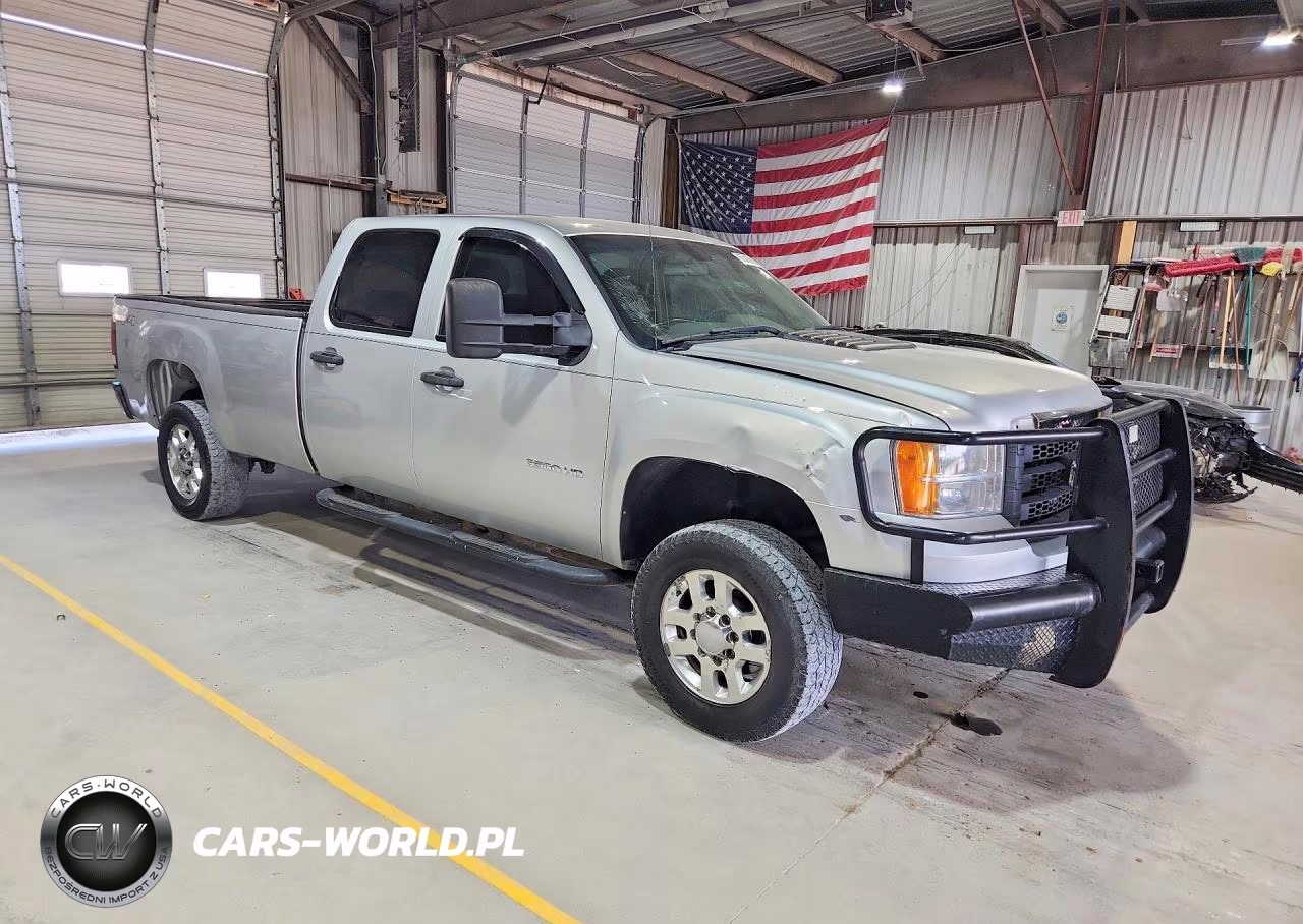 2013 GMC Sierra 3500Hd VIN:1GT422C82DF143754 - 4