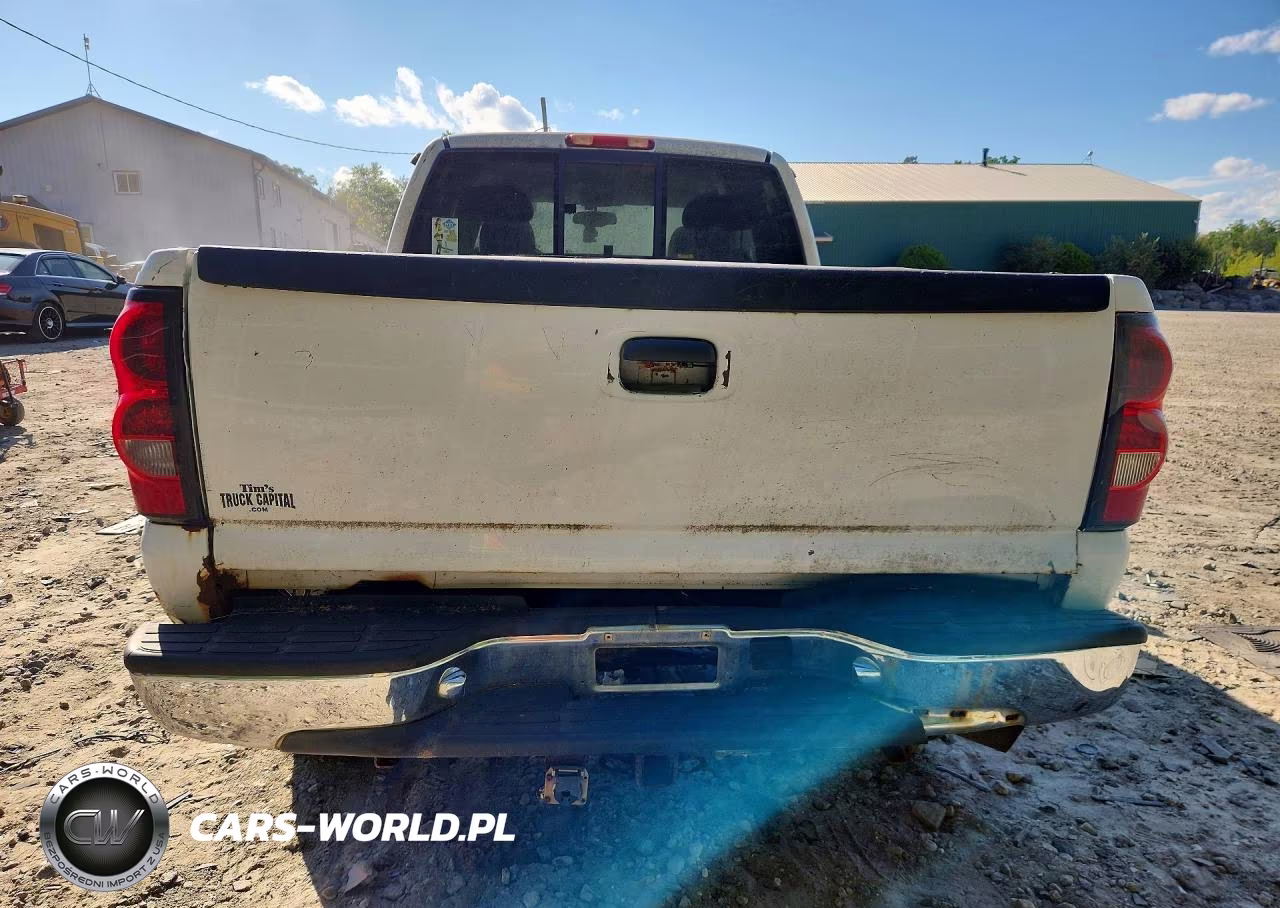 2005 Chevrolet Silverado K2500 Heavy Duty VIN:1GCHK29UX5E156961 - 6