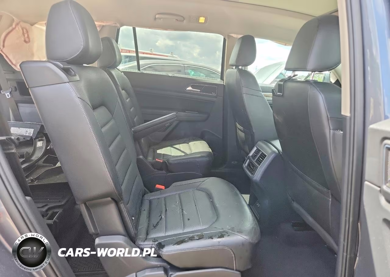 2019 Volkswagen Atlas Sel Premium VIN:1V2NR2CAXKC605672 - 10