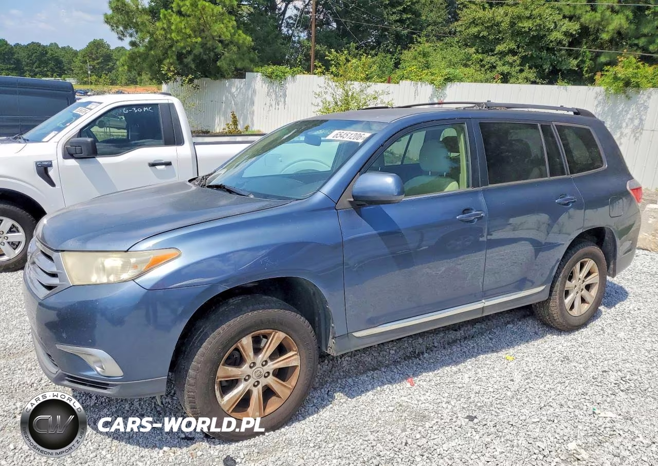 2011 Toyota Highlander Base