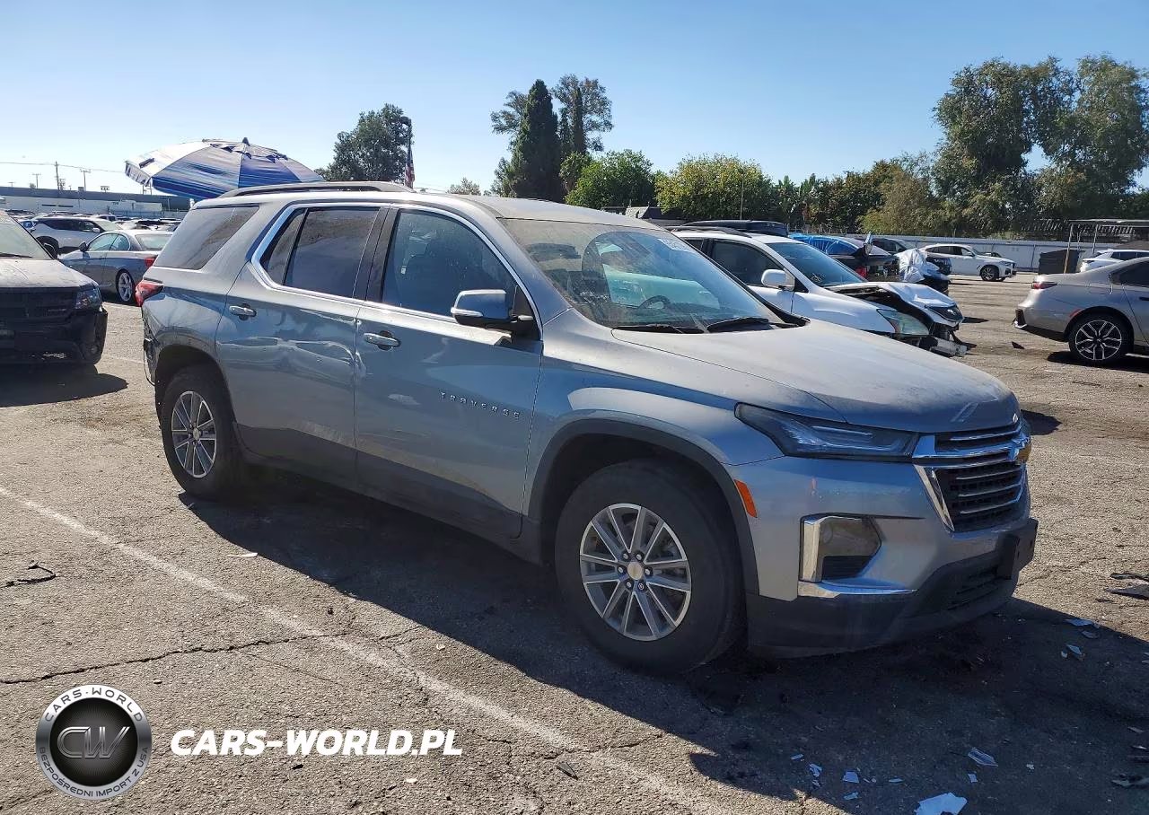 2023 Chevrolet Traverse Lt VIN:1GNERGKW5PJ185776 - 4