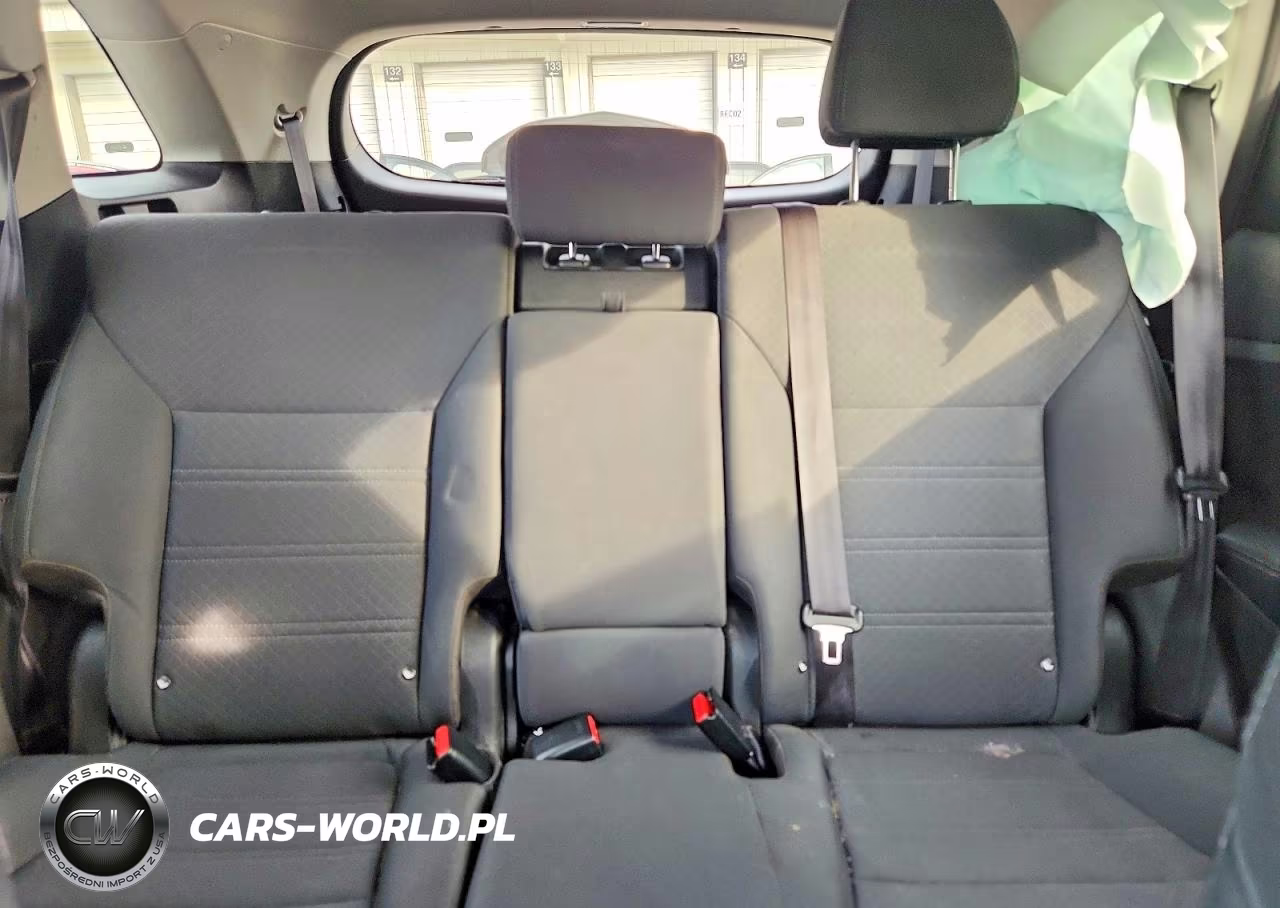 2020 Kia Sorento Lx VIN:5XYPG4A37LG637024 - 10