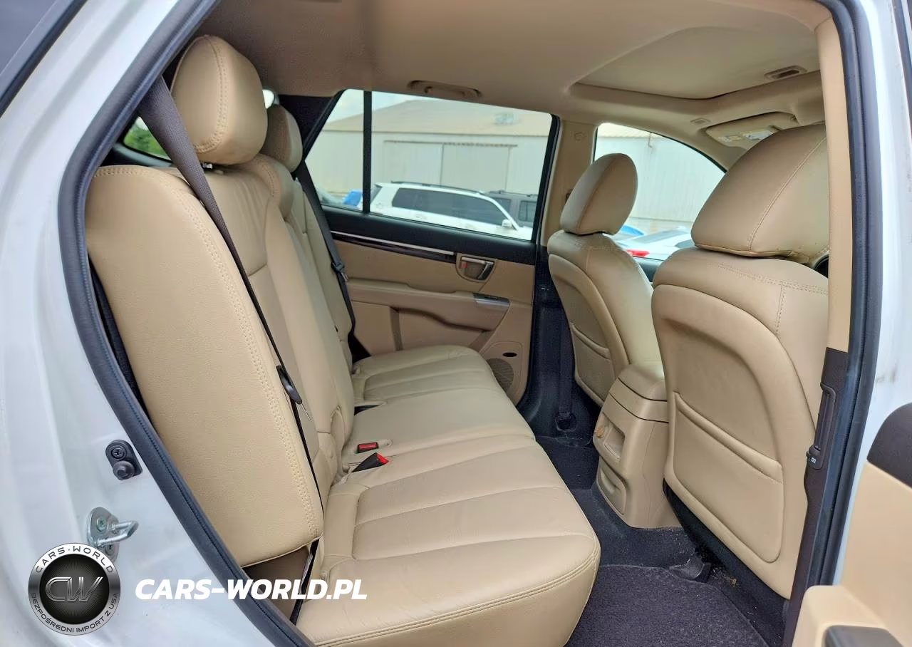 2011 Hyundai Santa Fe VIN:5XYZK3ABXBG048864 - 11