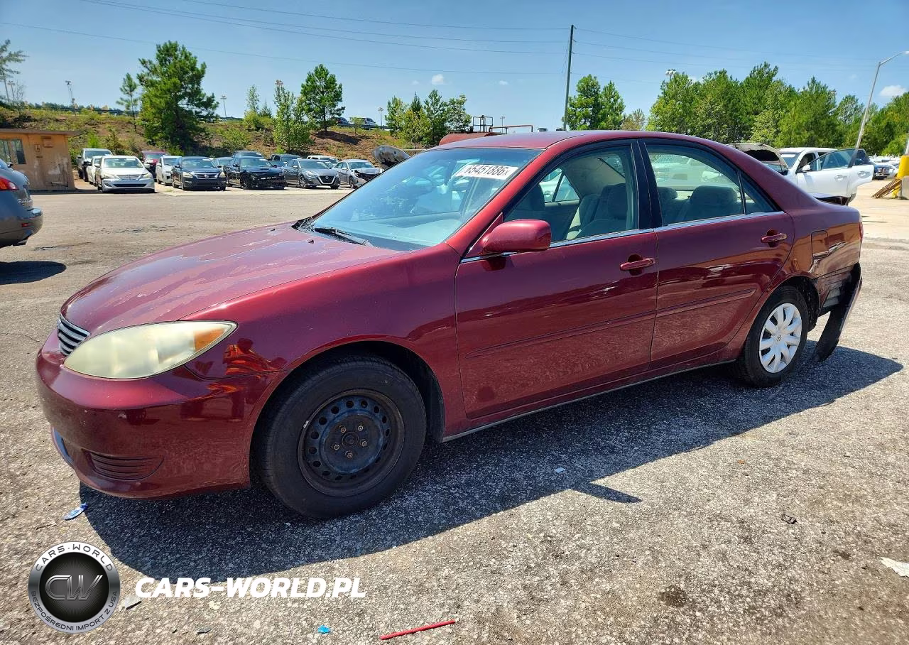 2005 Toyota Camry Le – zdjęcie 1 z 12