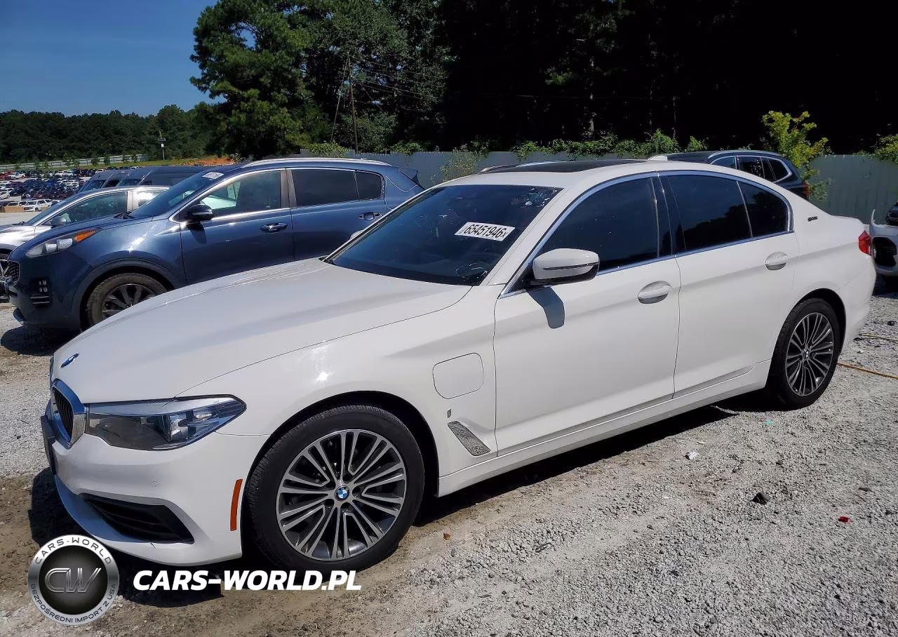 2019 BMW 530E – zdjęcie 1 z 12