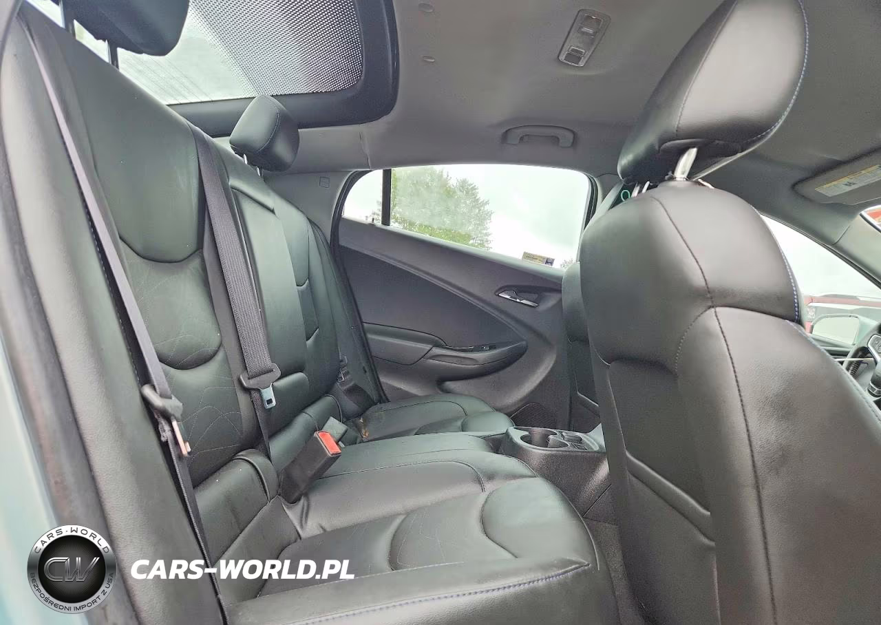 2019 Chevrolet Volt Premier VIN:1G1RB6S5XKU109986 - 10