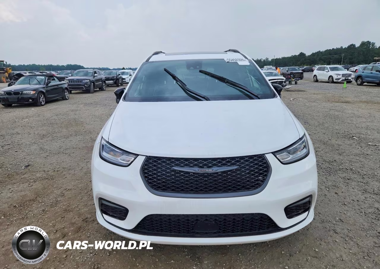 2025 Chrysler Pacifica Limited VIN:2C4RC1GG7SR570125 - 5