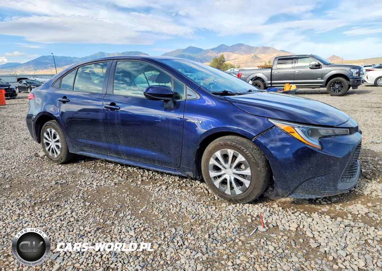 2020 Toyota Corolla Le VIN:JTDEBRBE8LJ024235 - 4