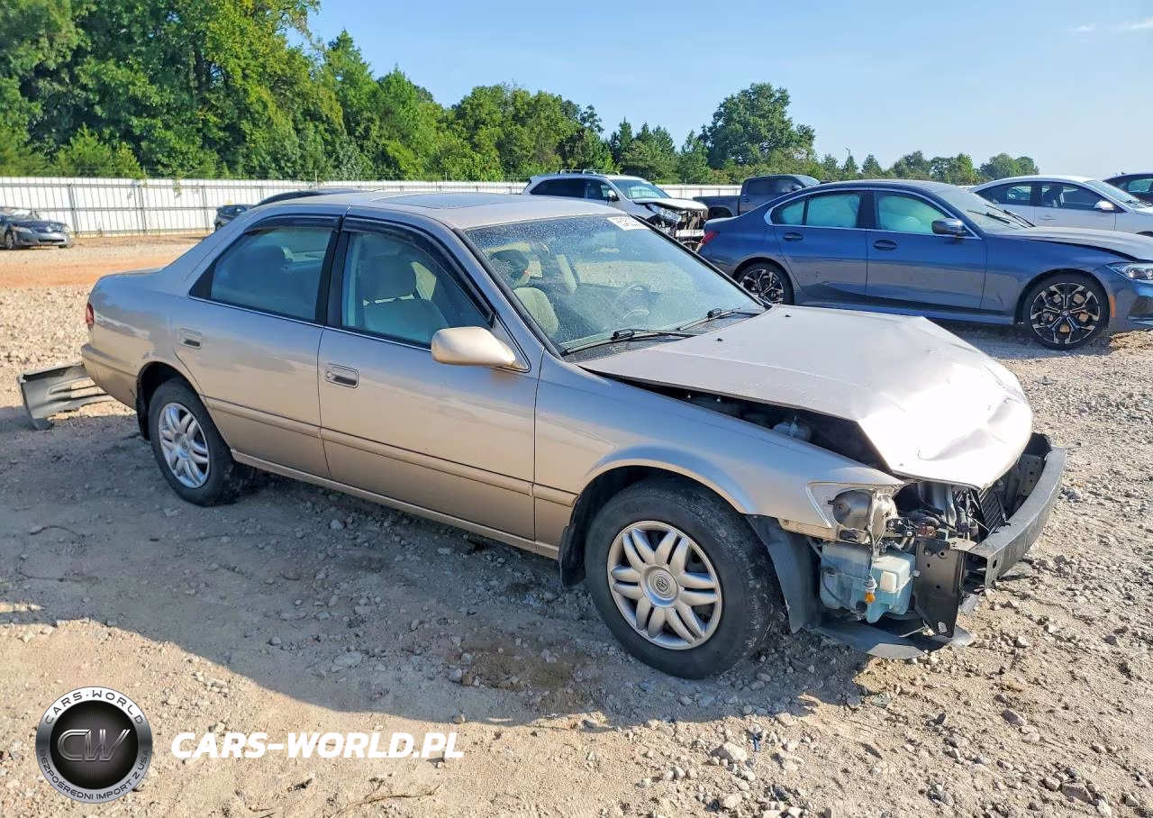 2000 Toyota Camry Le VIN:4T1BG22KXYU928140 - 4