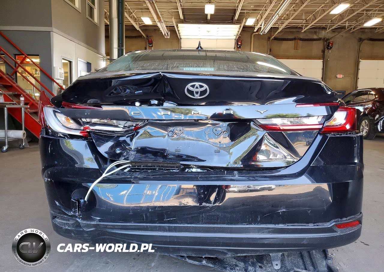 2025 Toyota Camry Le VIN:4T1DAACK5SU152753 - 6