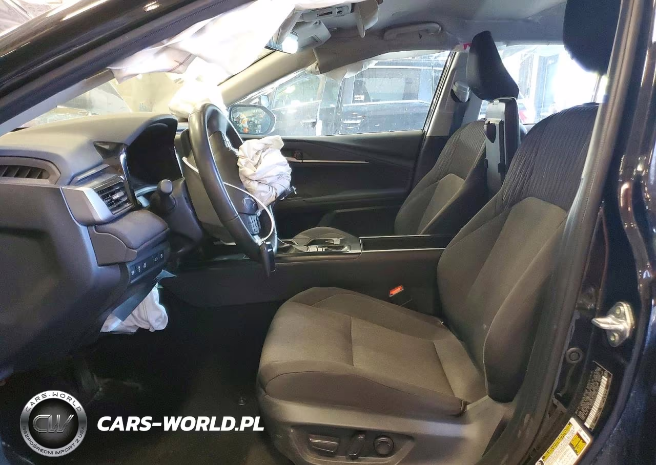 2025 Toyota Camry Le VIN:4T1DAACK5SU152753 - 7