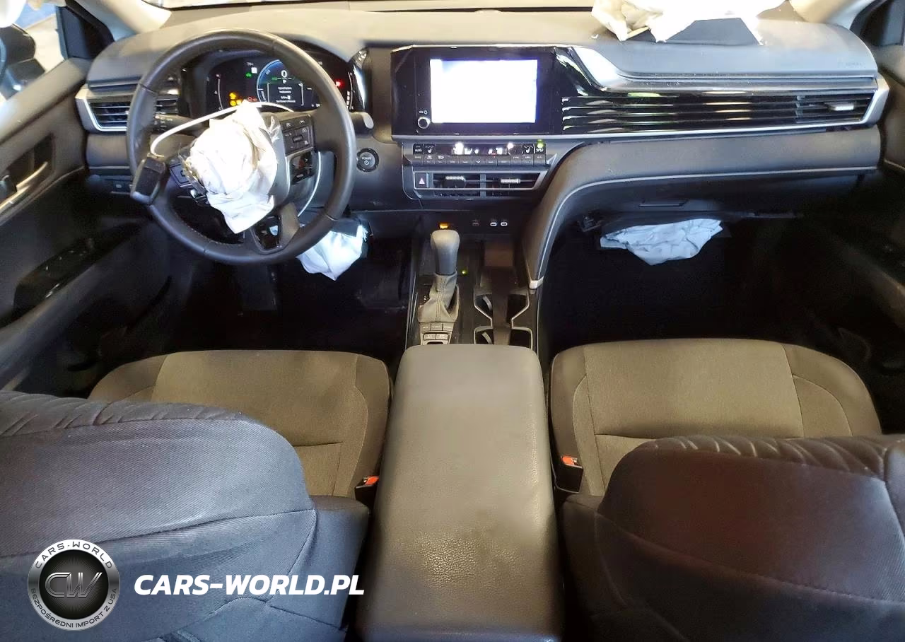 2025 Toyota Camry Le VIN:4T1DAACK5SU152753 - 8