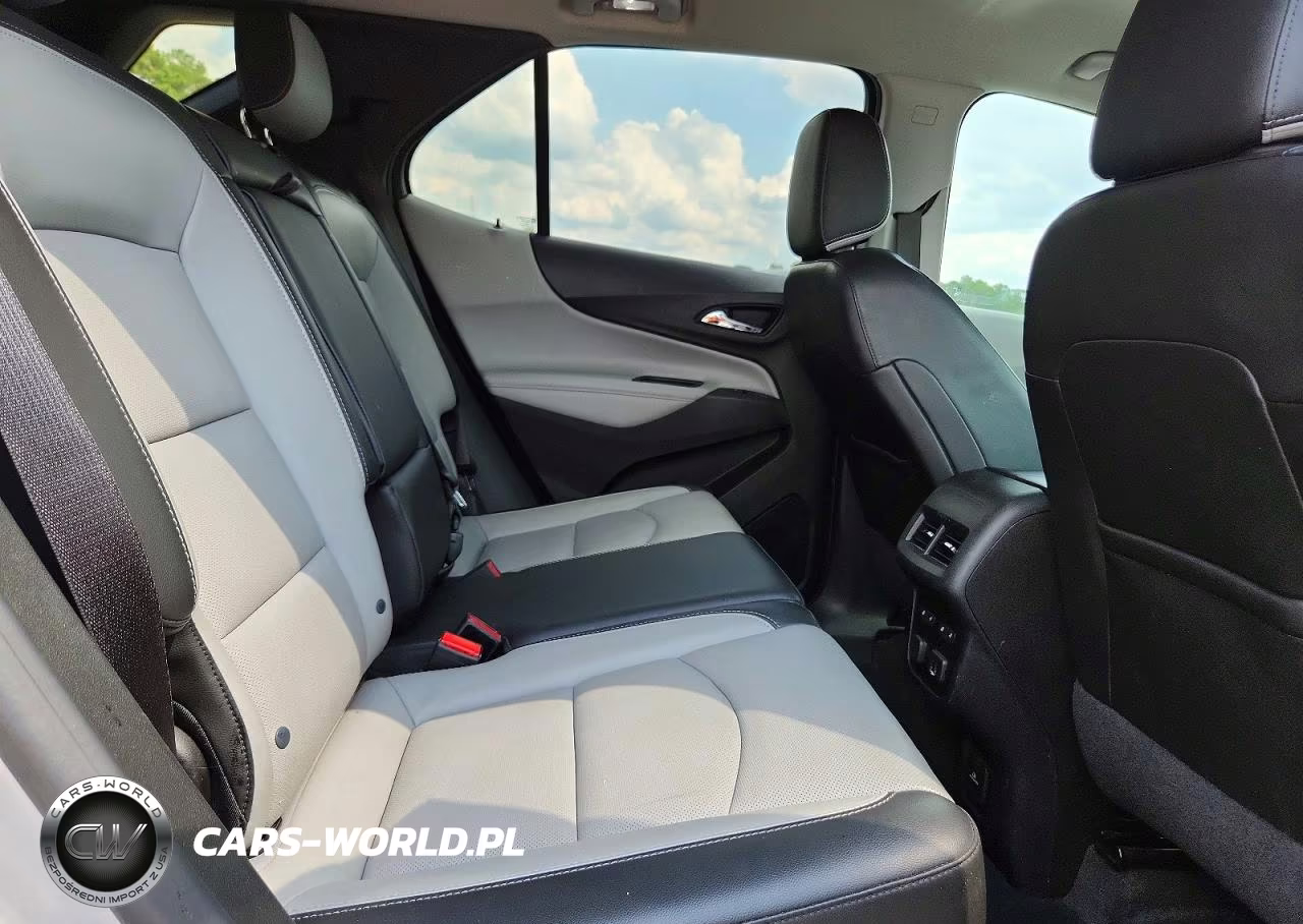 2018 Chevrolet Equinox Premier VIN:2GNAXVEV5J6328189 - 10