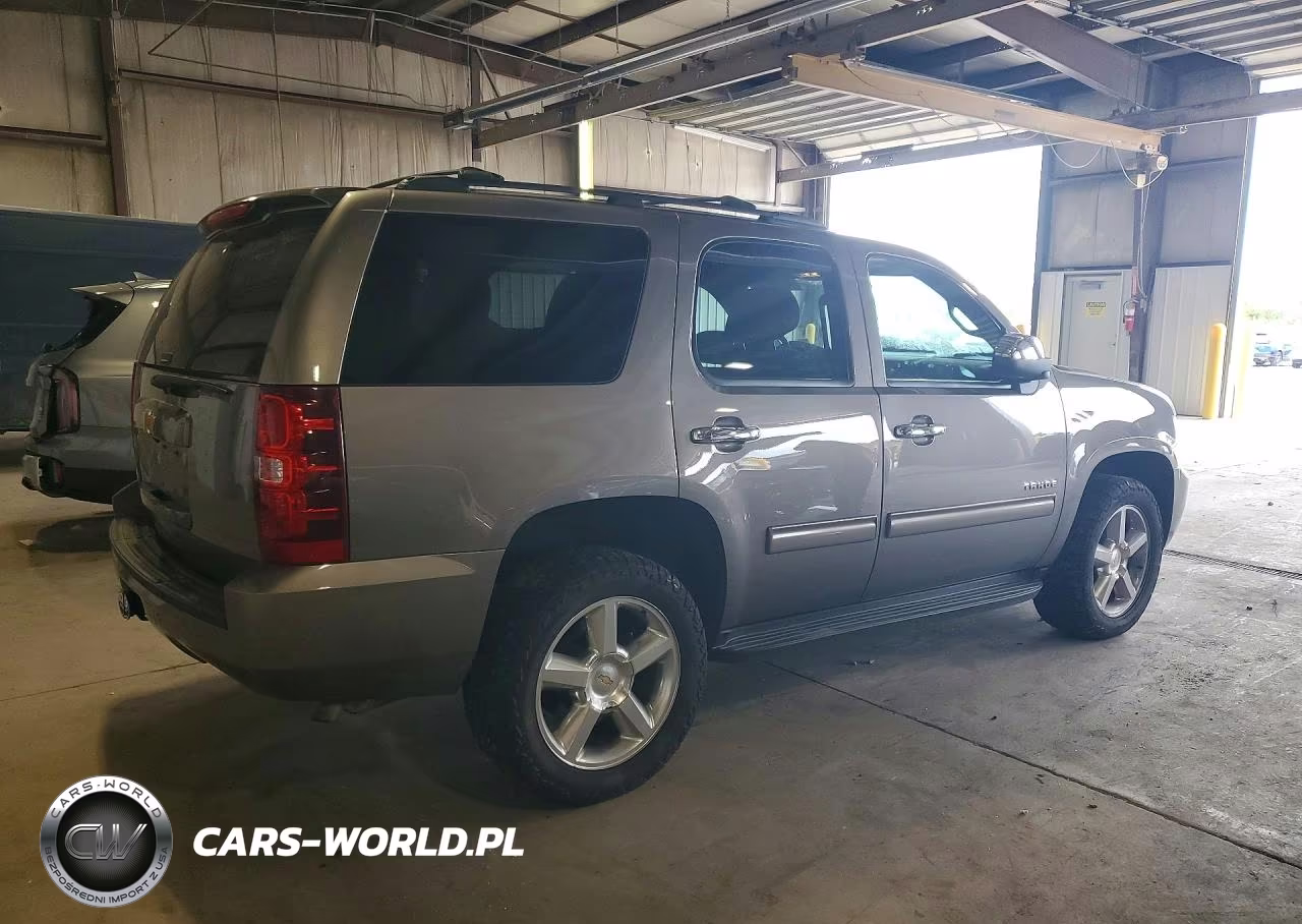 2014 Chevrolet Tahoe K1500 Ls VIN:1GNSKAE03ER244110 - 3