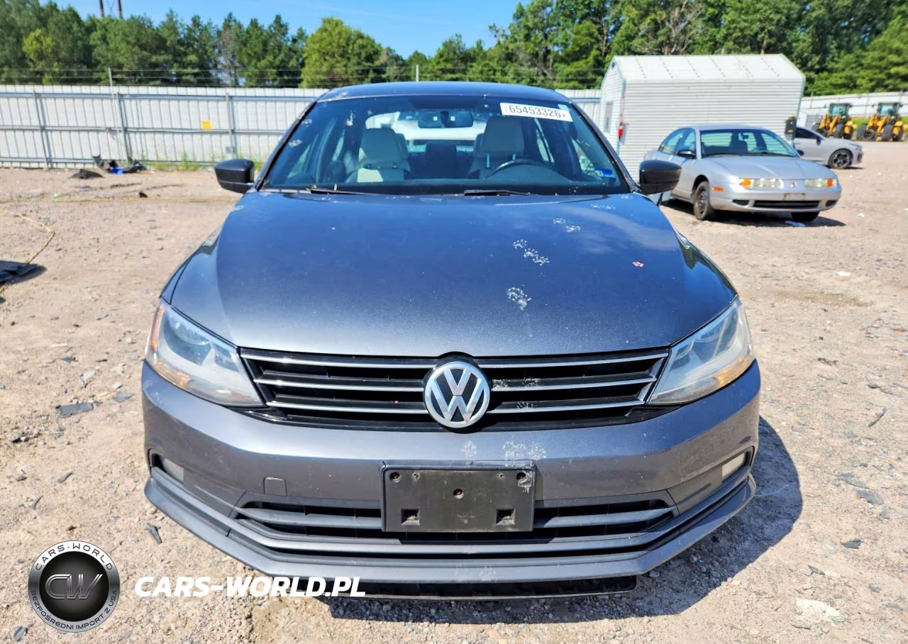 2016 Volkswagen Jetta Sport VIN:3VWD17AJ8GM293715 - 5